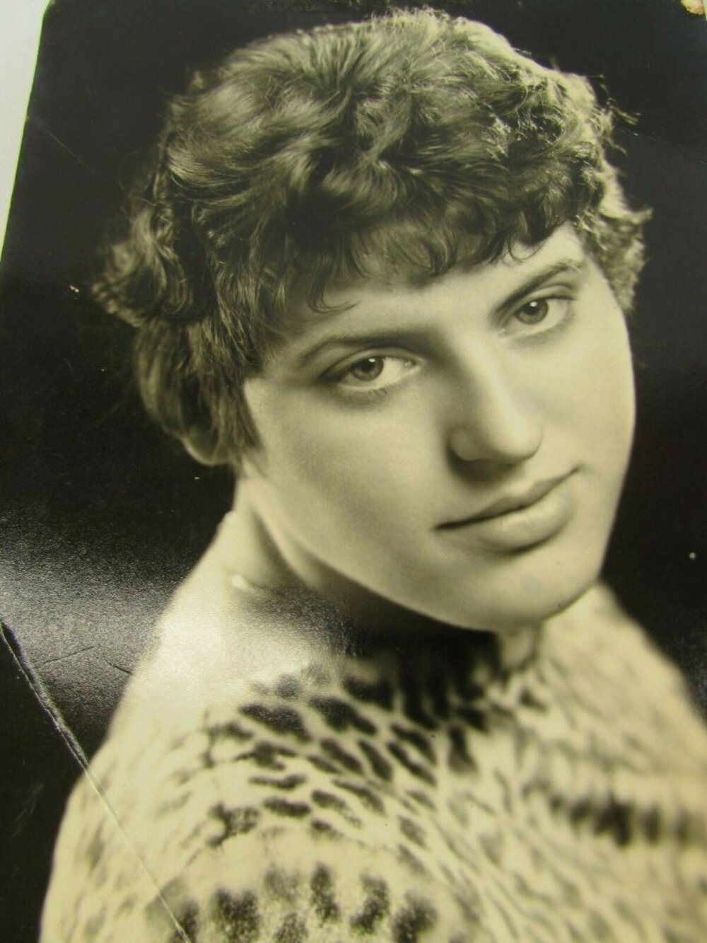 Vintage Glamour Photo 1950s German Foto Wimmer Photgraph Head Shot 33165